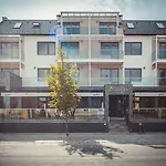 Апарт-отель Onyx Luxury Шарвар