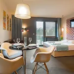 Onyx Luxury Апарт-отель Шарвар