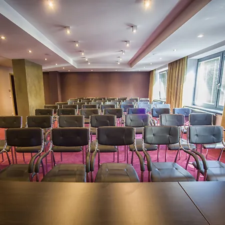 Onyx Luxury Apartahotel 4*