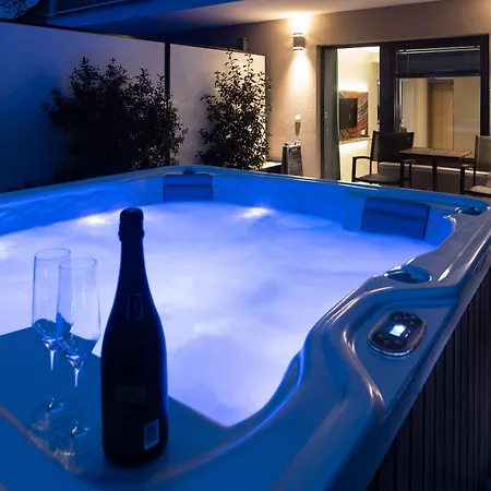 Onyx Luxury Apart Otel Sárvár